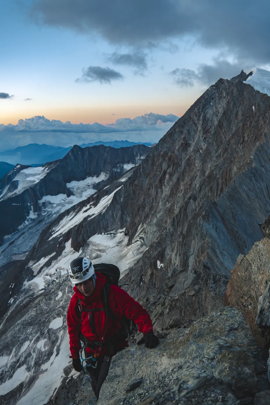 Lagginhorn 4010 m, arête sud, Valais